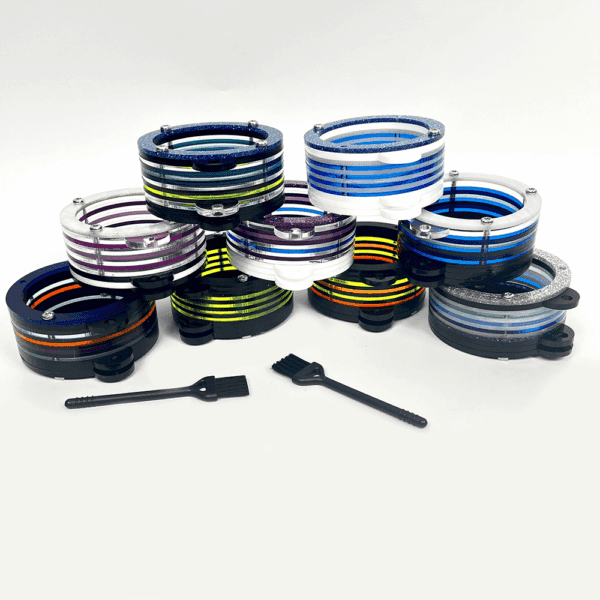 Wakit Grinder Stand for Wakit Ball and Chain Kitchen Grinder ~ Acrylic with Mini Broom - Haze Smoke Shop USA