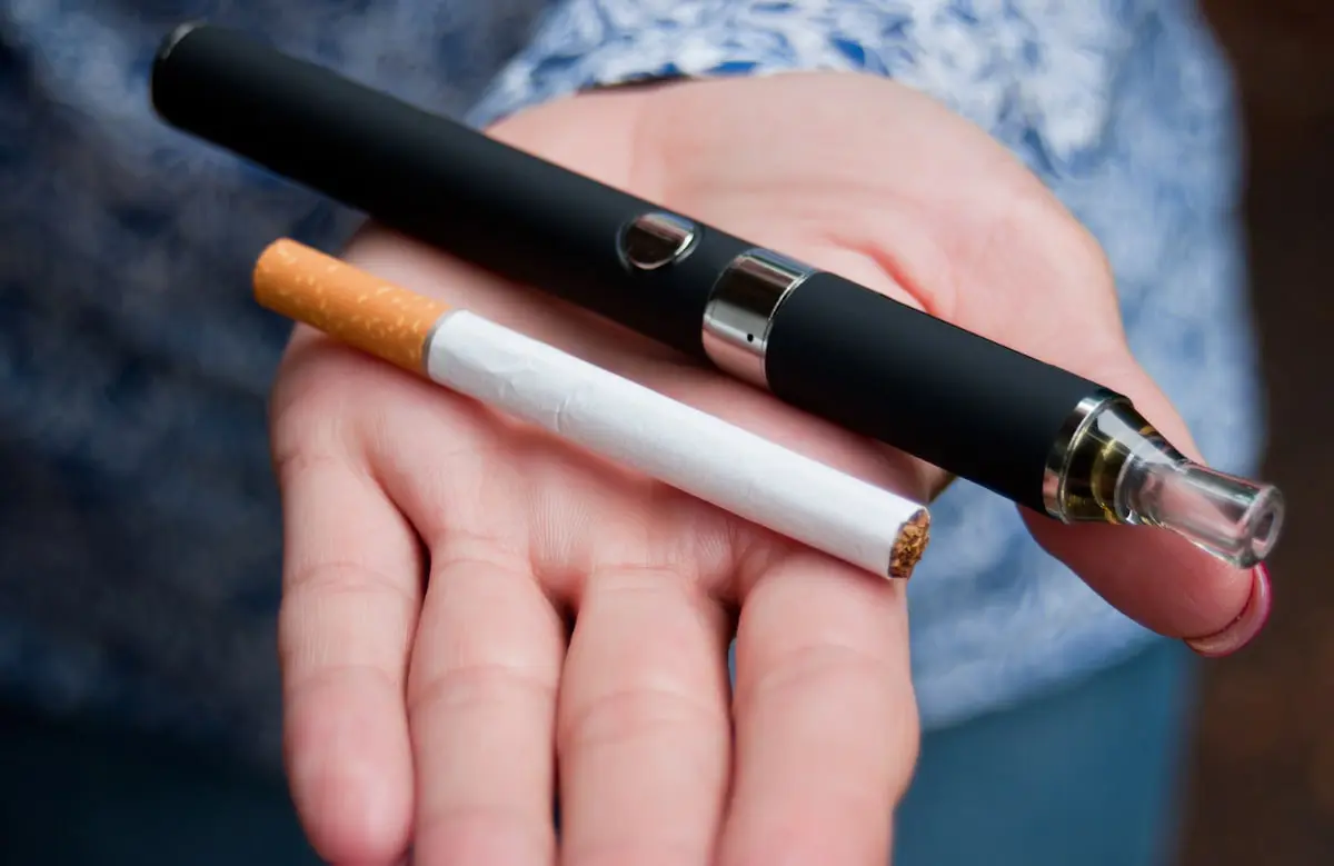 Smoking vs Vaping